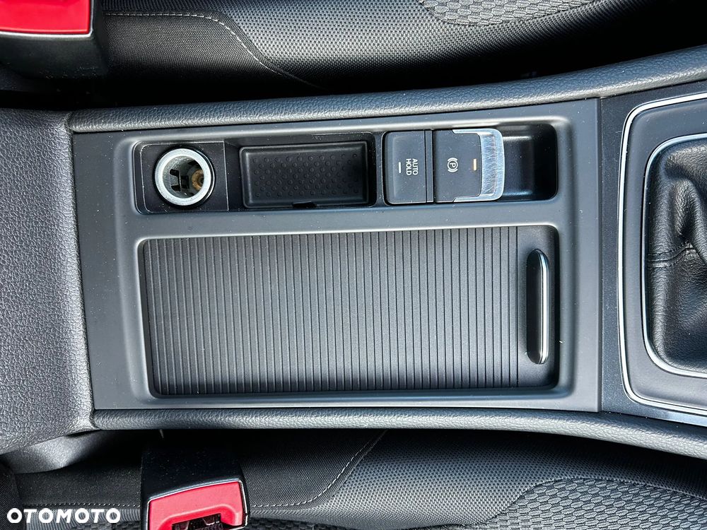 Volkswagen Golf VII 1.6 TDI BMT Highline - 26