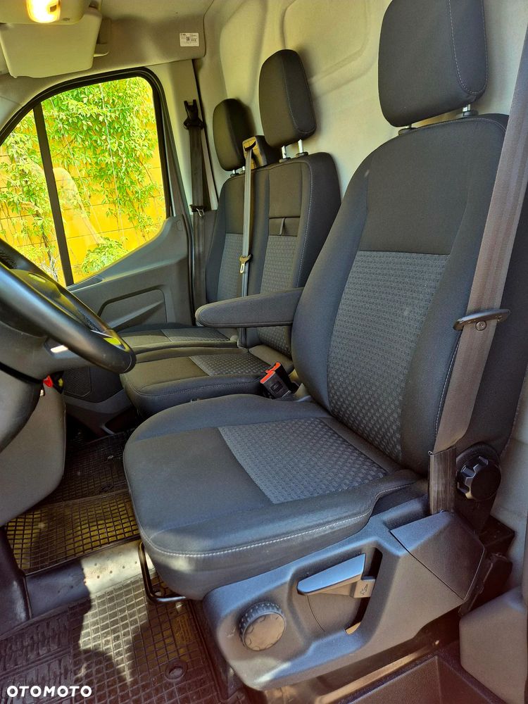 Ford Transit - 15