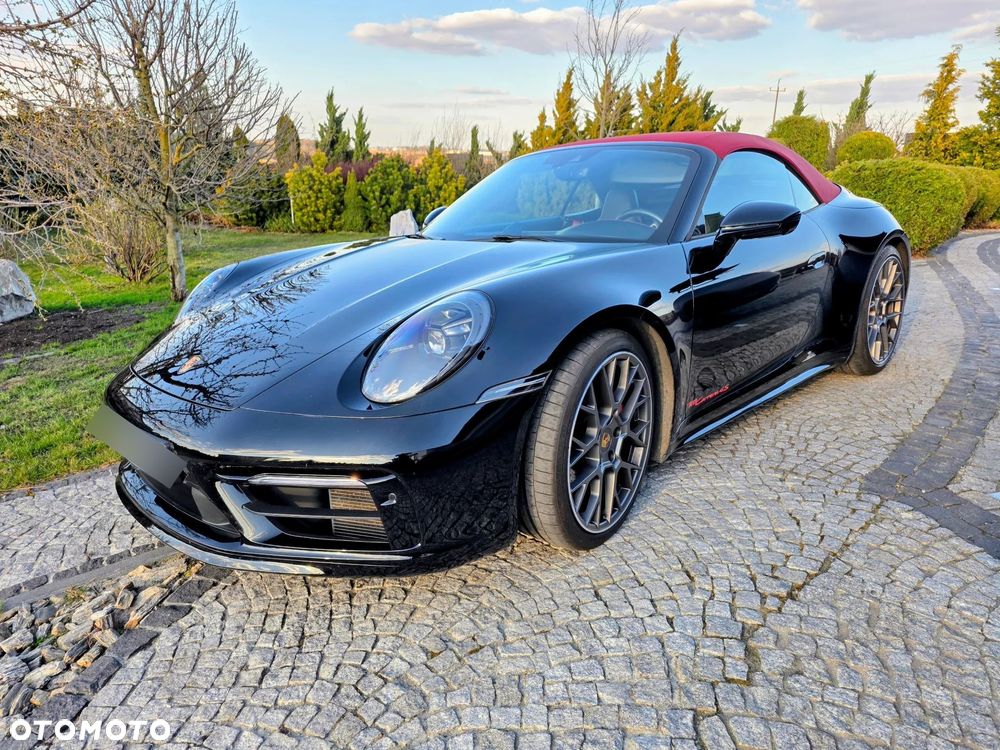 Porsche 911 Carrera 4S - 8