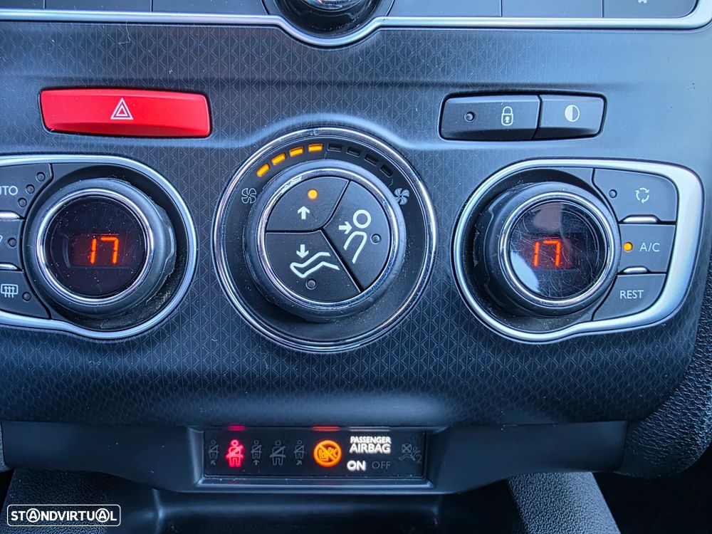 DS DS4 PureTech 130 Stop&Start SoChic - 12