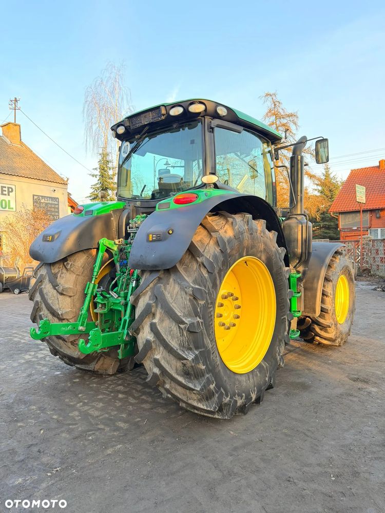 John Deere 6195R - 8