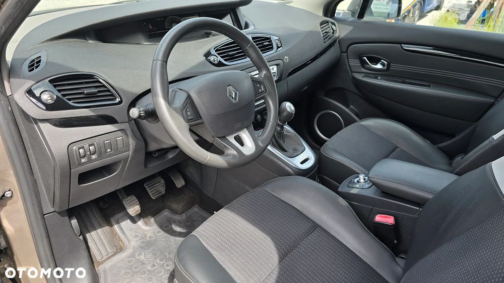 Renault Scenic 1.4 16V TCE Tech Run - 20