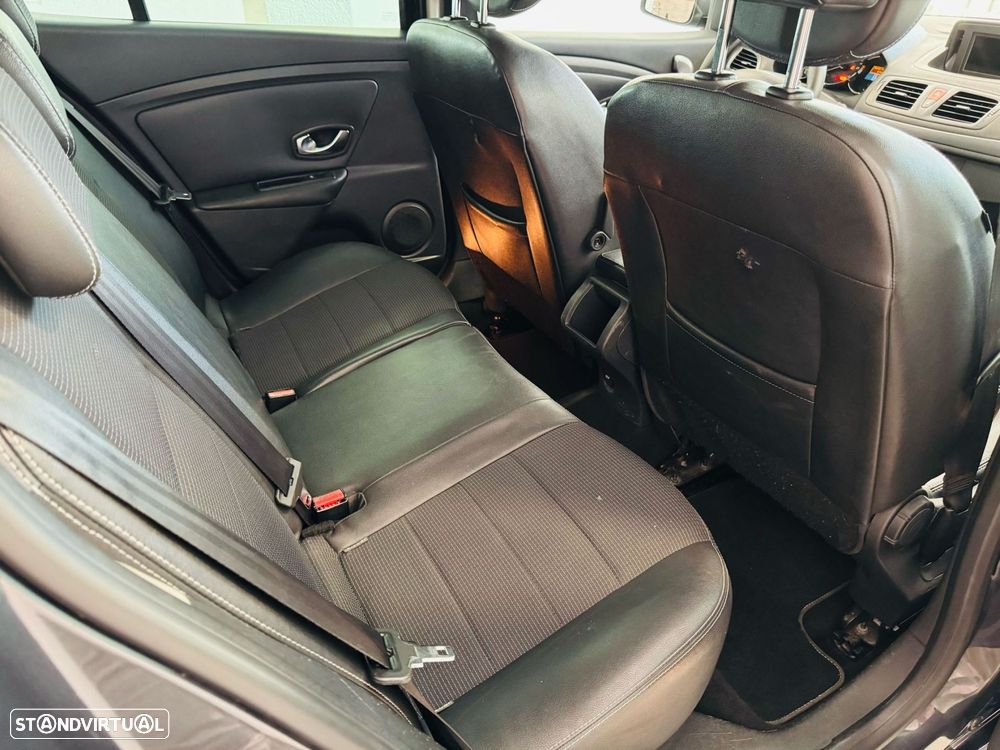 Renault Mégane 1.5 dCi GT Line EDC - 19