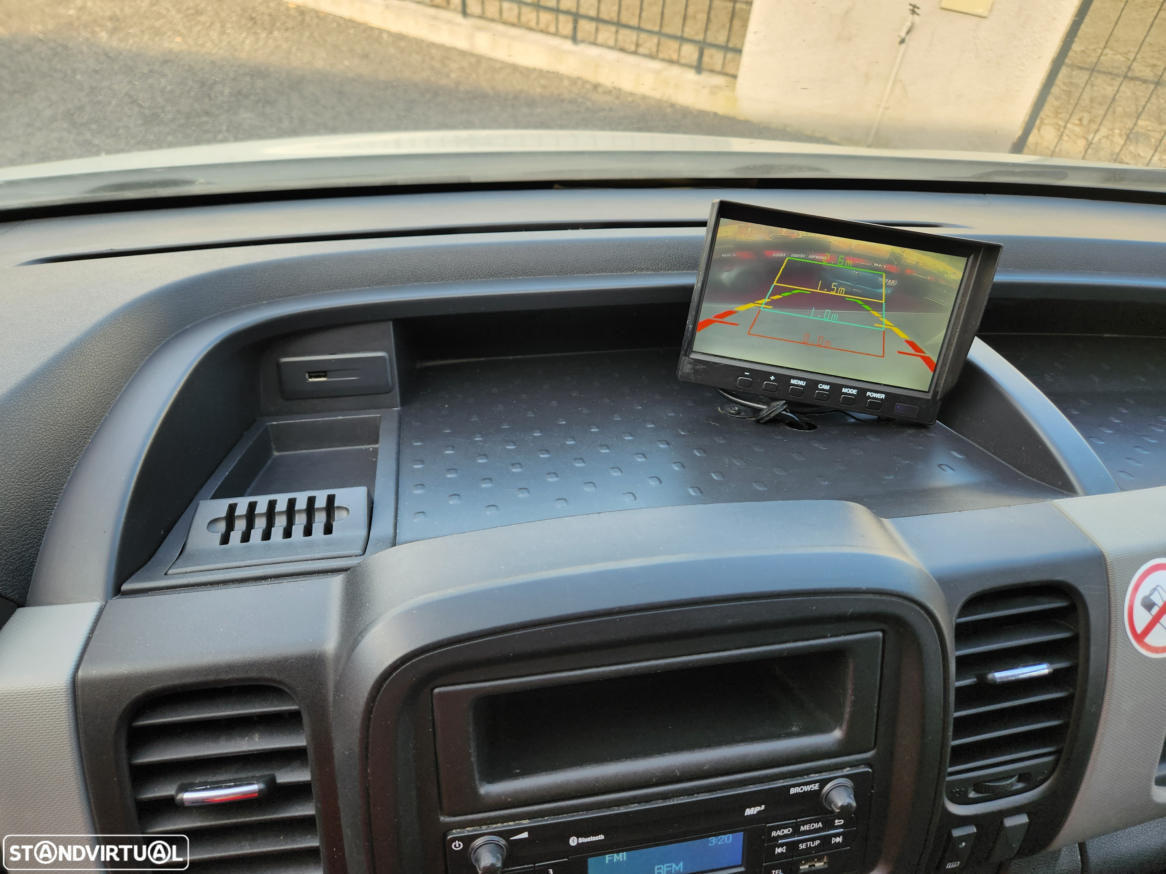 Renault TRAFIC - 19