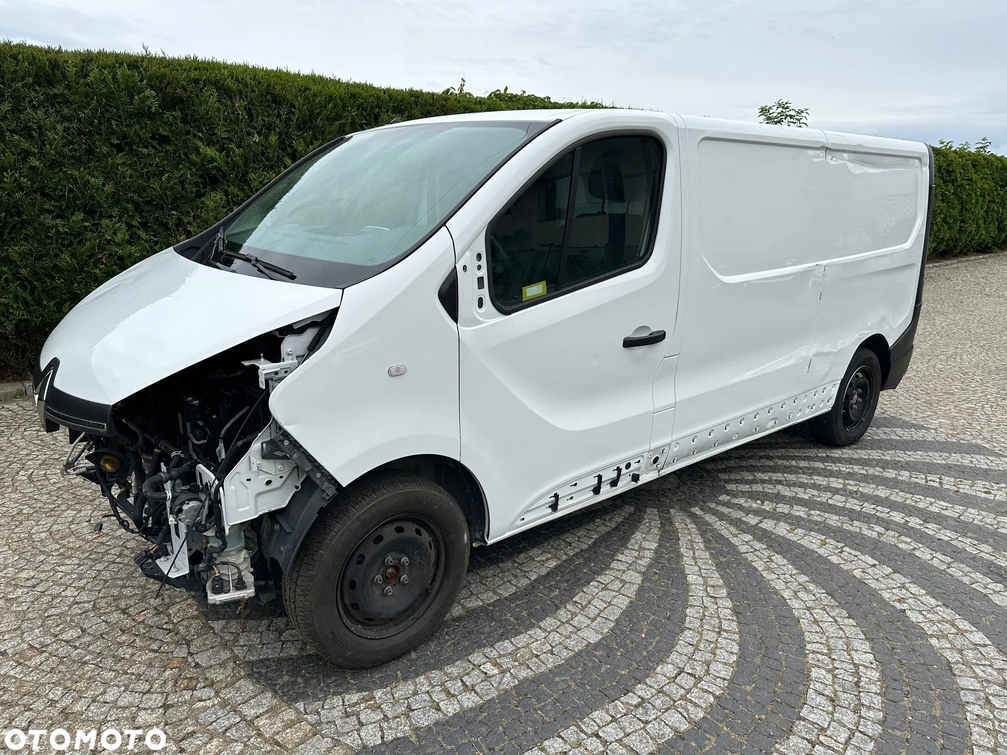 Renault Trafic - 10