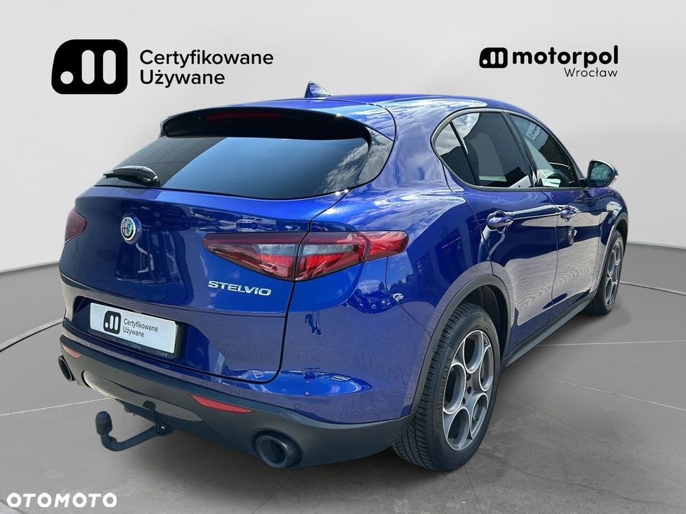 Alfa Romeo Stelvio 2.0 Turbo Sprint Q4 - 15