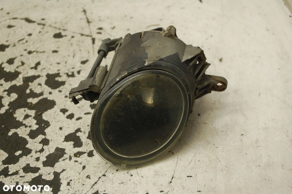 HALOGEN LAMPA PRZECIWMGIELNA LEWA PRAWA PRZÓD PRZEDNIA 8E0941699B 8E0941700B AUDI A4 B6 - 4