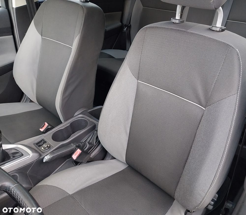 Ford Focus 1.6 Trend - 14