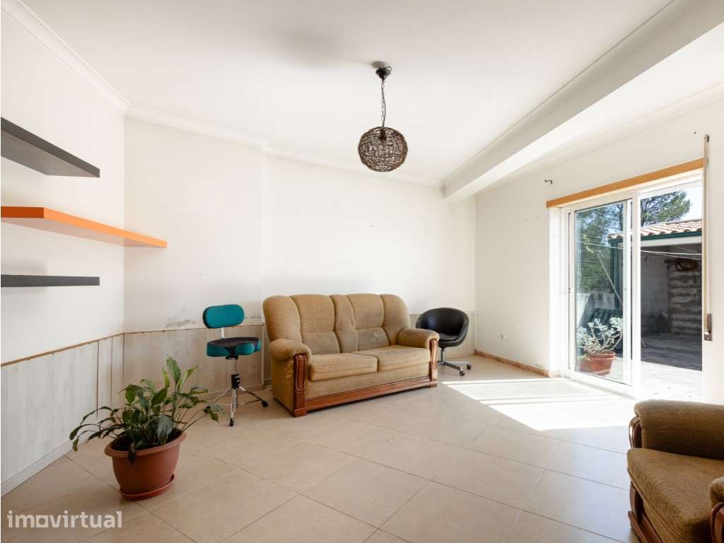 Moradia T3+1 na entrada da Figueira da Foz com garagem e espaço ext...