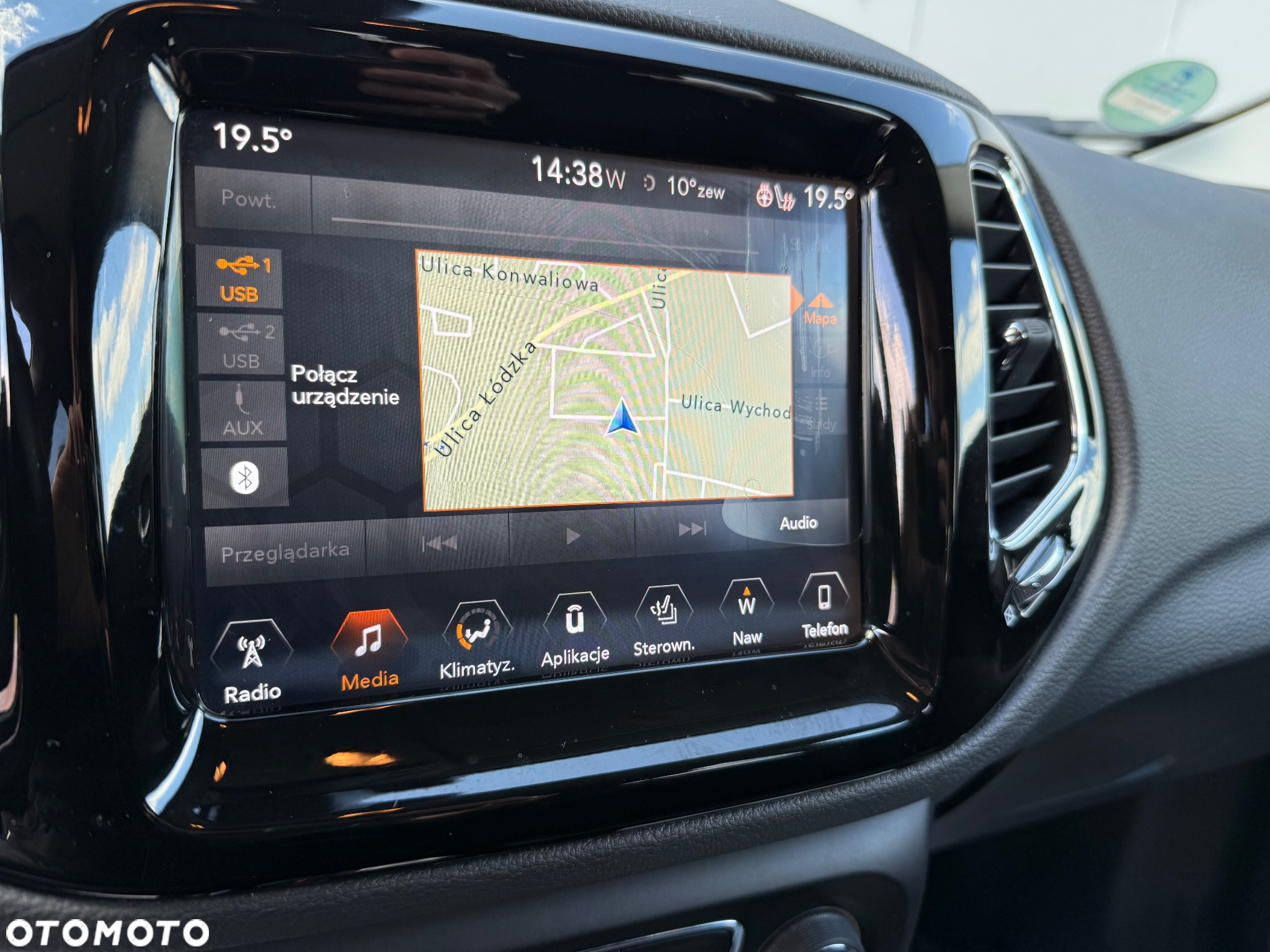 Jeep Compass - 21
