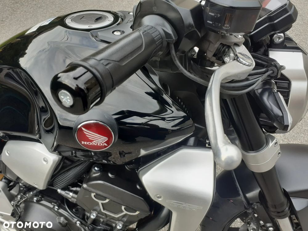 Honda CB - 19