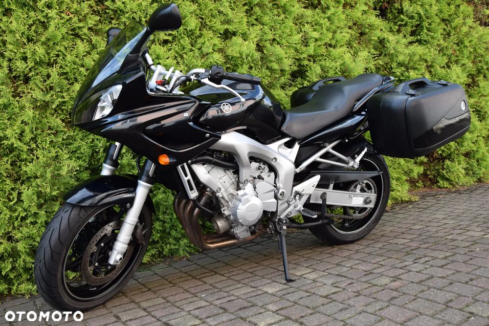 Yamaha FZ6 - 3