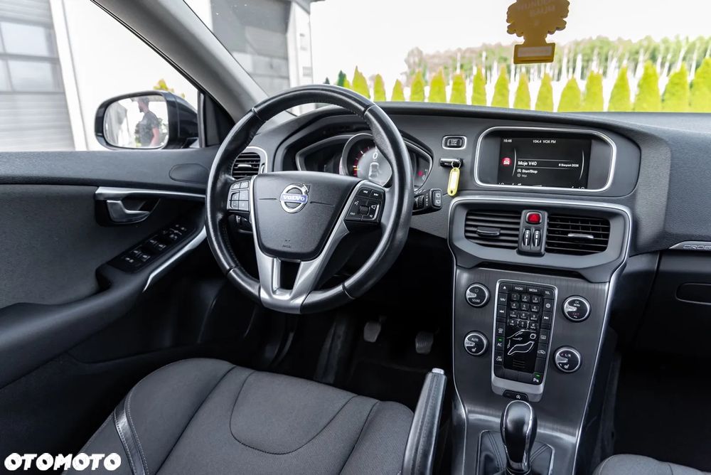 Volvo V40 Cross Country D2 Summum - 36