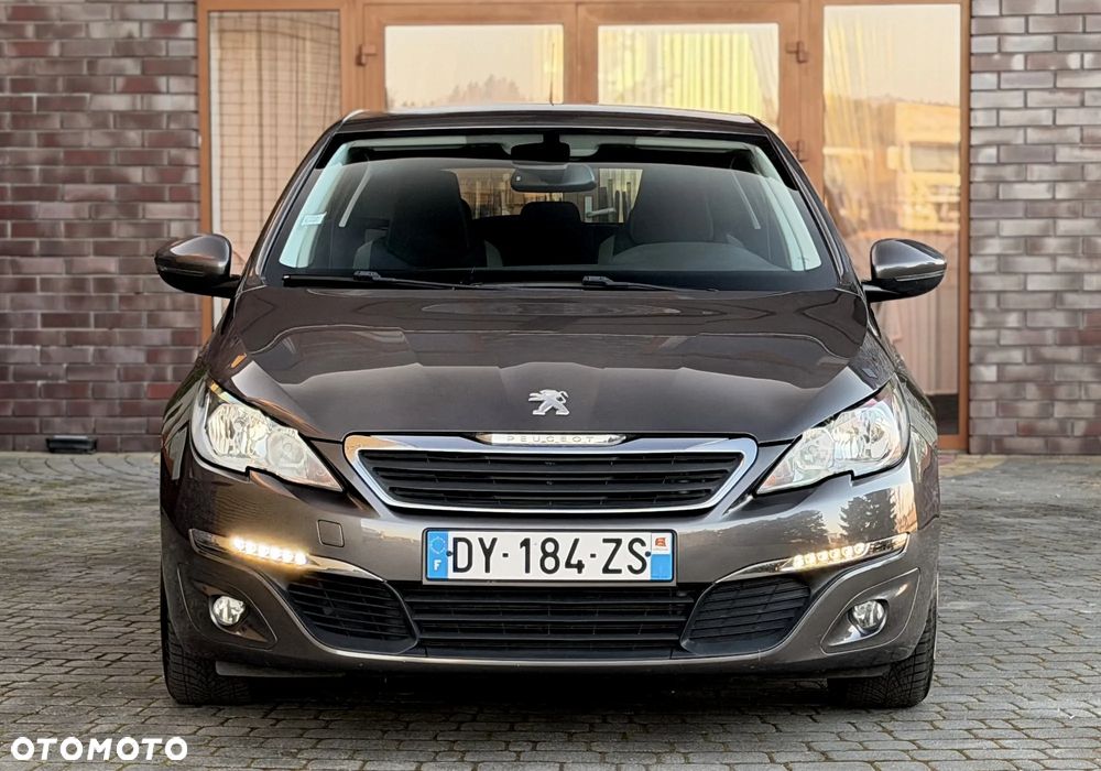 Peugeot 308 1.2 PureTech GPF Allure S&S - 12