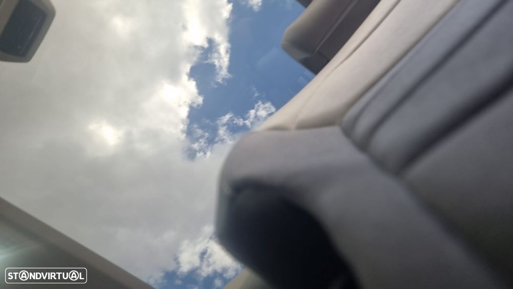 VW Multivan 2.0 TDI Style Longa DSG - 15
