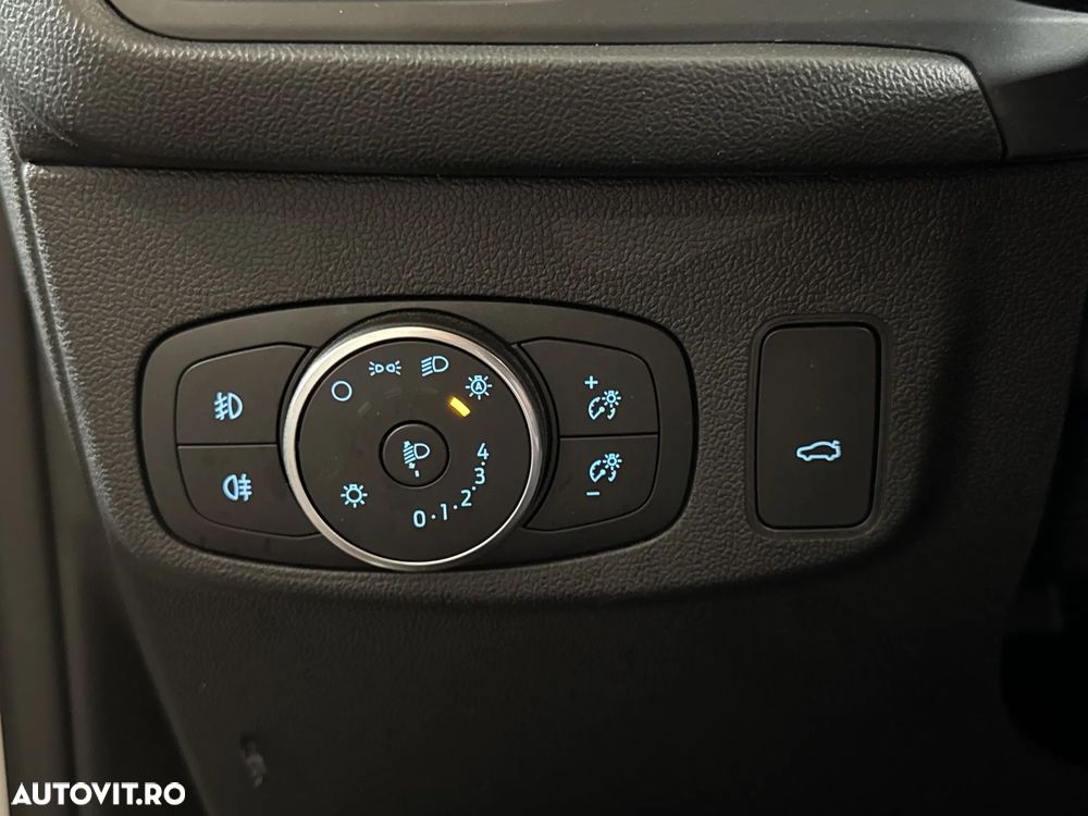Ford Focus - 16