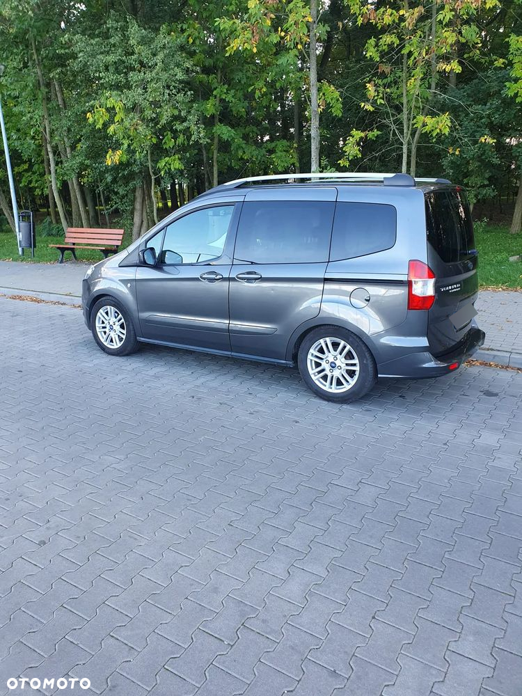 Ford Tourneo Courier 1.0 EcoBoost Trend - 9