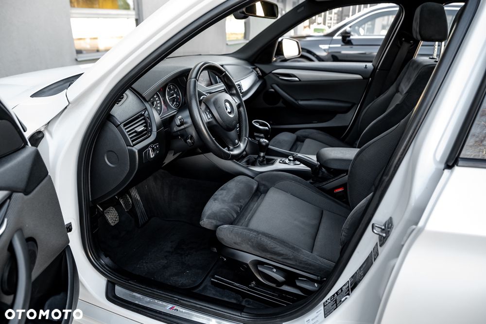 BMW X1 xDrive20d Sport Line - 17