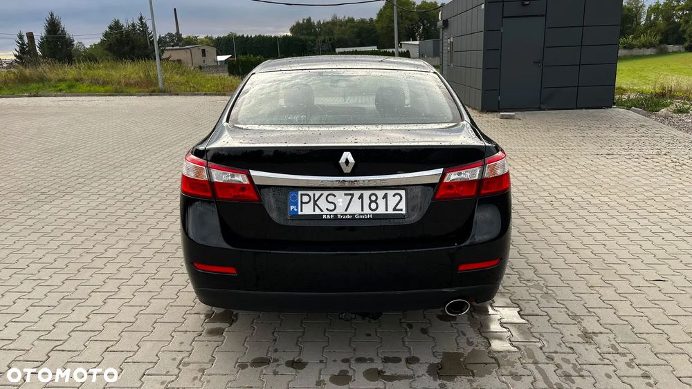 Renault Latitude - 18