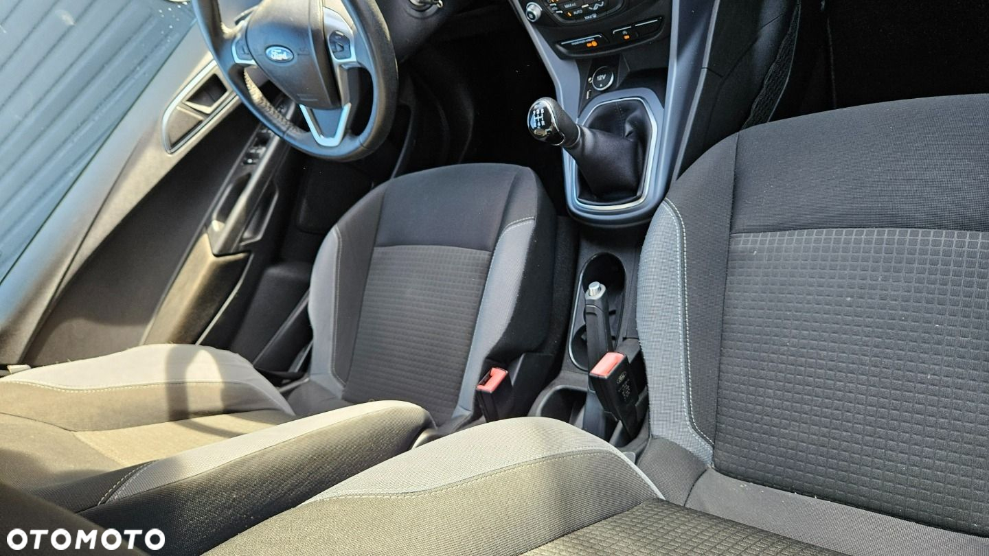 Ford B-MAX - 24