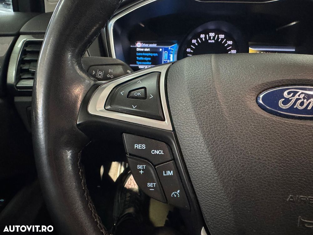 Ford Mondeo 2.0 HEV Titanium - 8