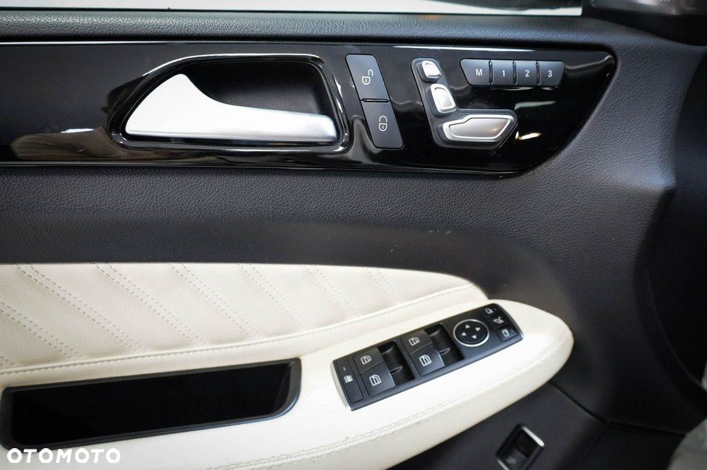 Mercedes-Benz GLE - 13