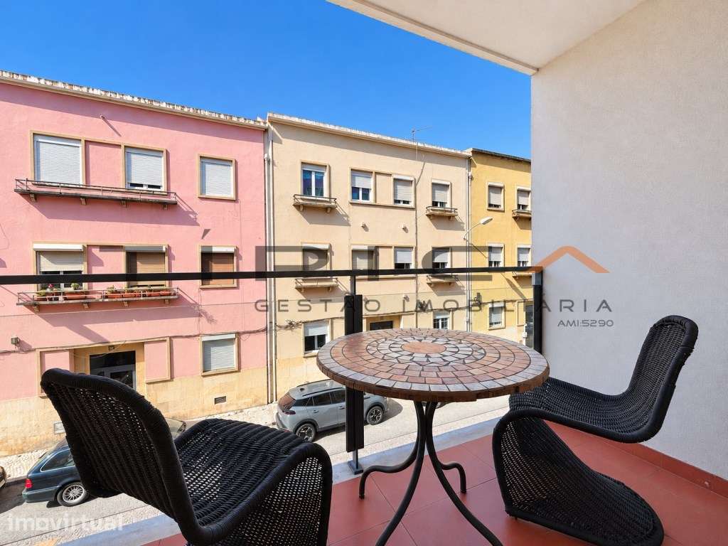 Apartamento T3 com suíte, Lareira, varandas e ar Condicionado - Grande imagem: 3/15