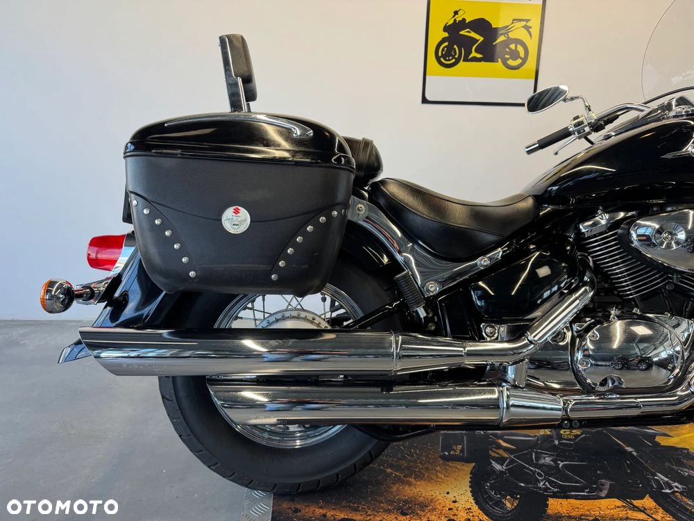 Suzuki VL 800 Volusia - 12