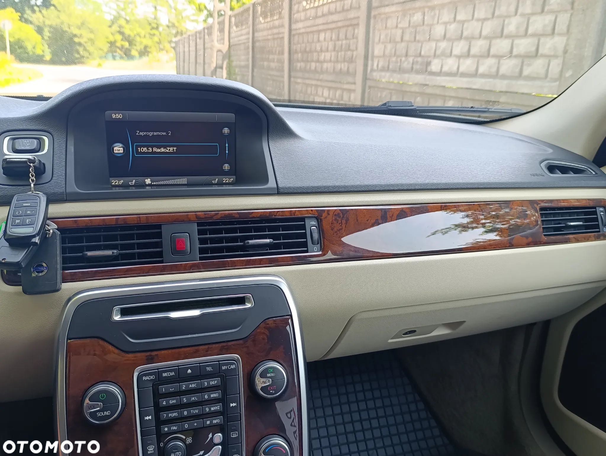 Volvo XC 70 T6 AWD Dynamic Momentum - 24