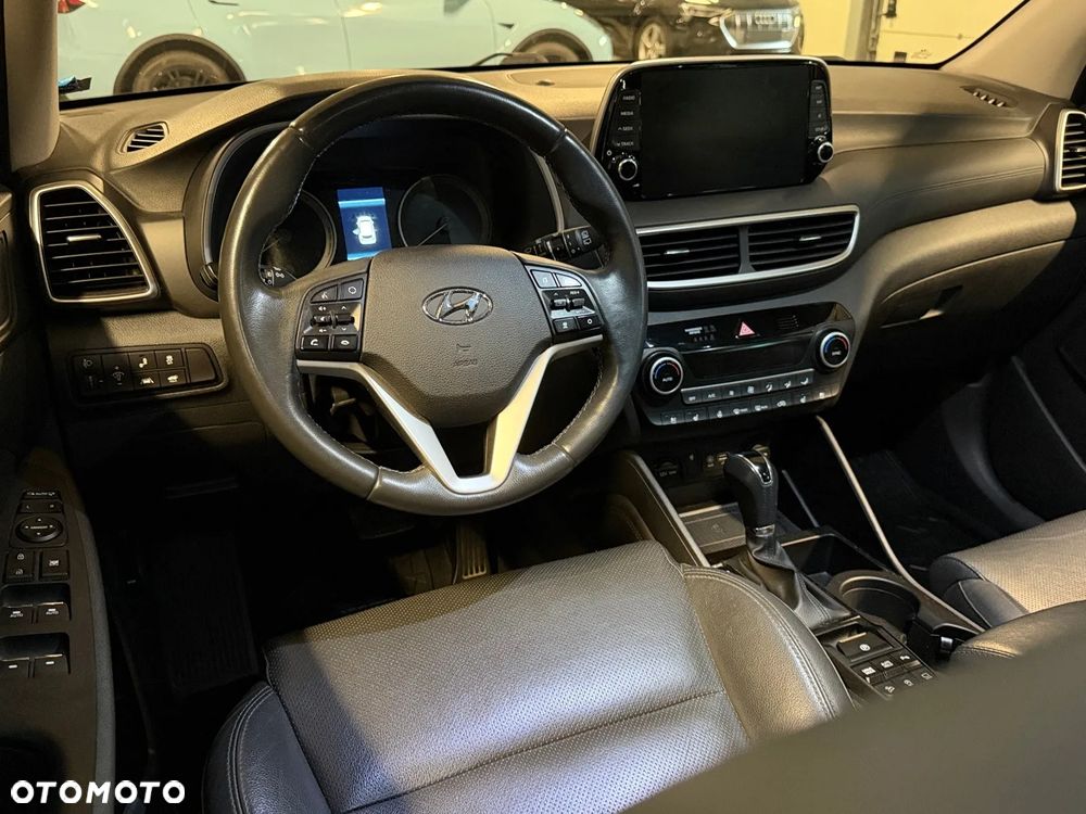 Hyundai Tucson - 12