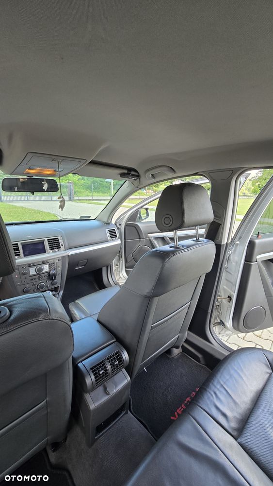 Opel Vectra 1.9 CDTI Cosmo - 22
