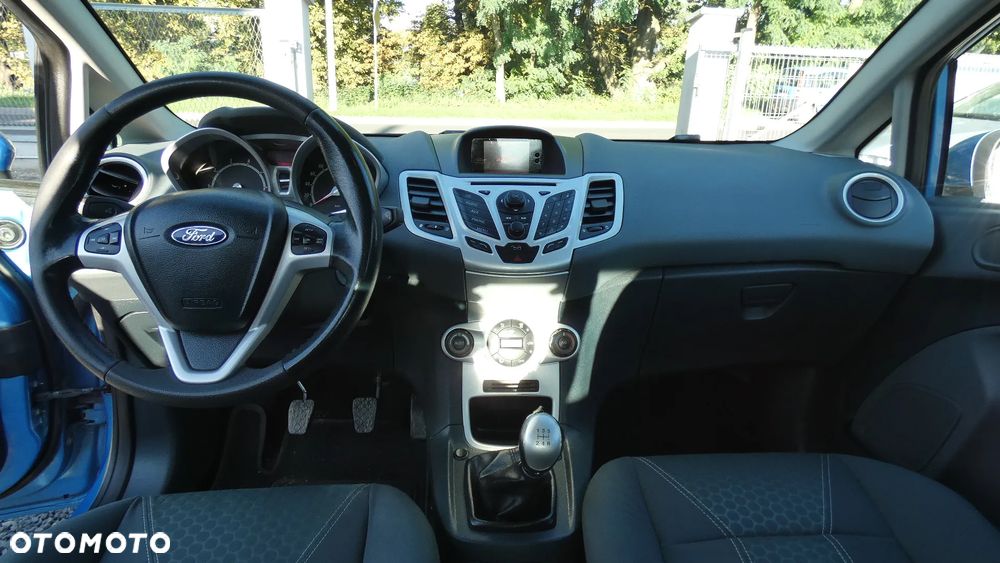 Ford Fiesta 1.25 Ambiente - 18