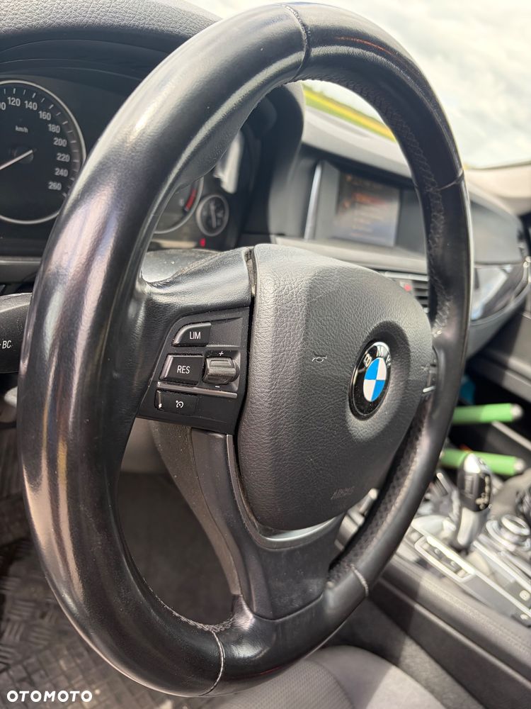 BMW Seria 5 520d Luxury Line - 10