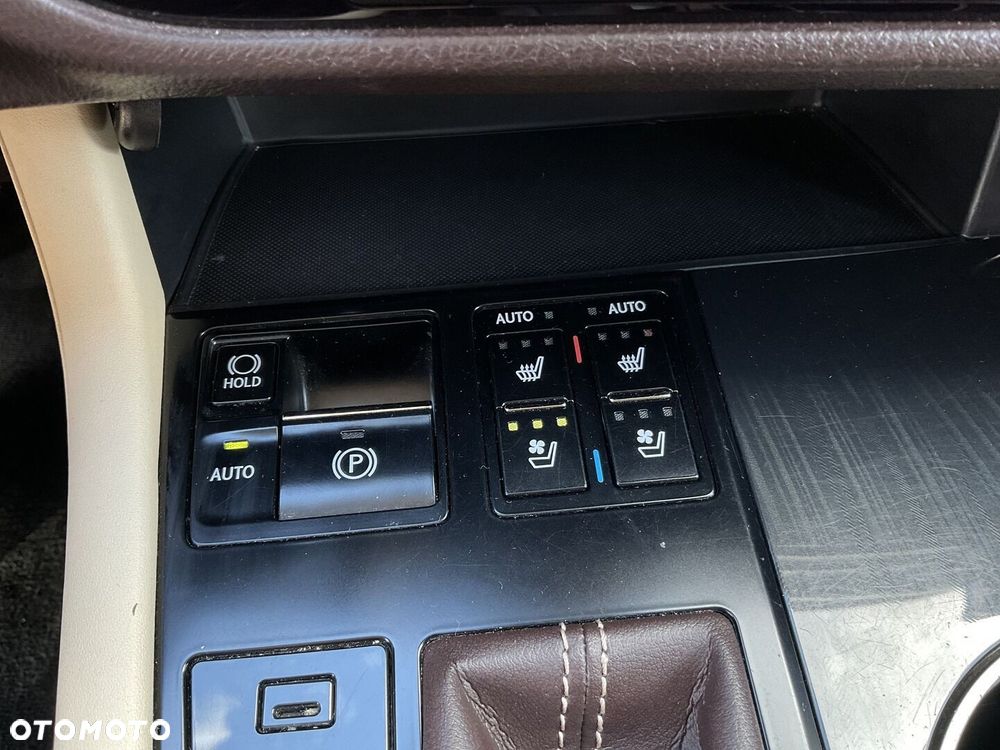 Lexus RX 450h Elegance MY19 - 29