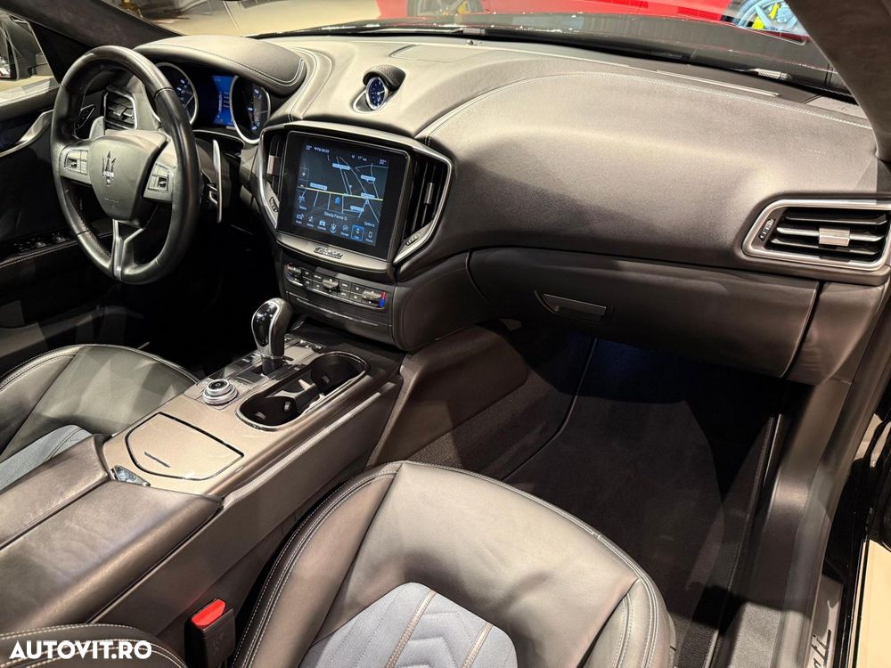 Maserati Ghibli - 22