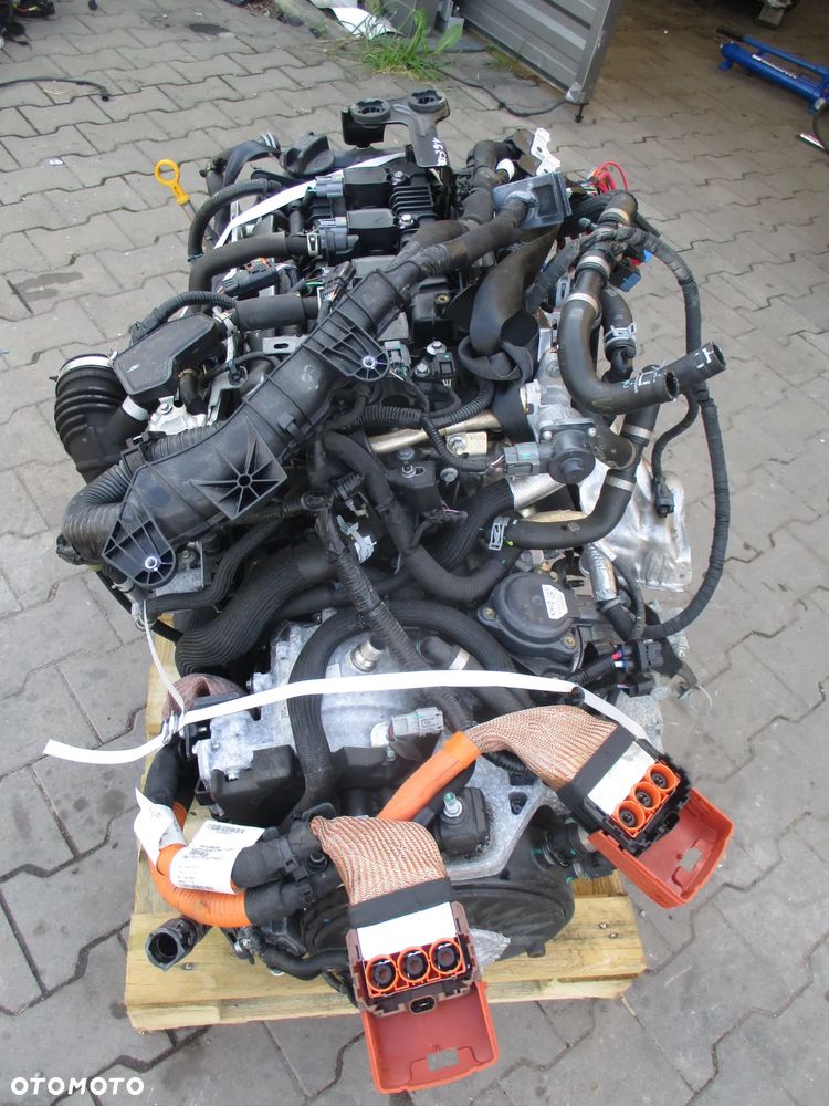 RENAULT ARKANA R.S. LINE 1.6 HYBRID E-TECH SILNIK H4M 632 DB1010 - 2