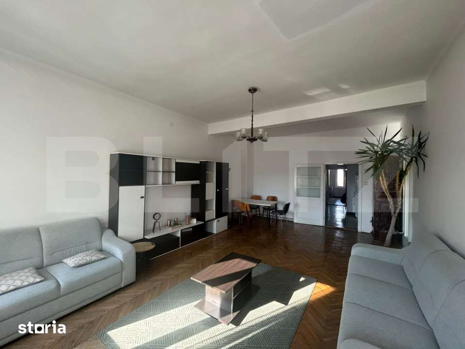 Apartament Spatios, 2 camere, decomandat, Zona Ultracentral — fotografia 1