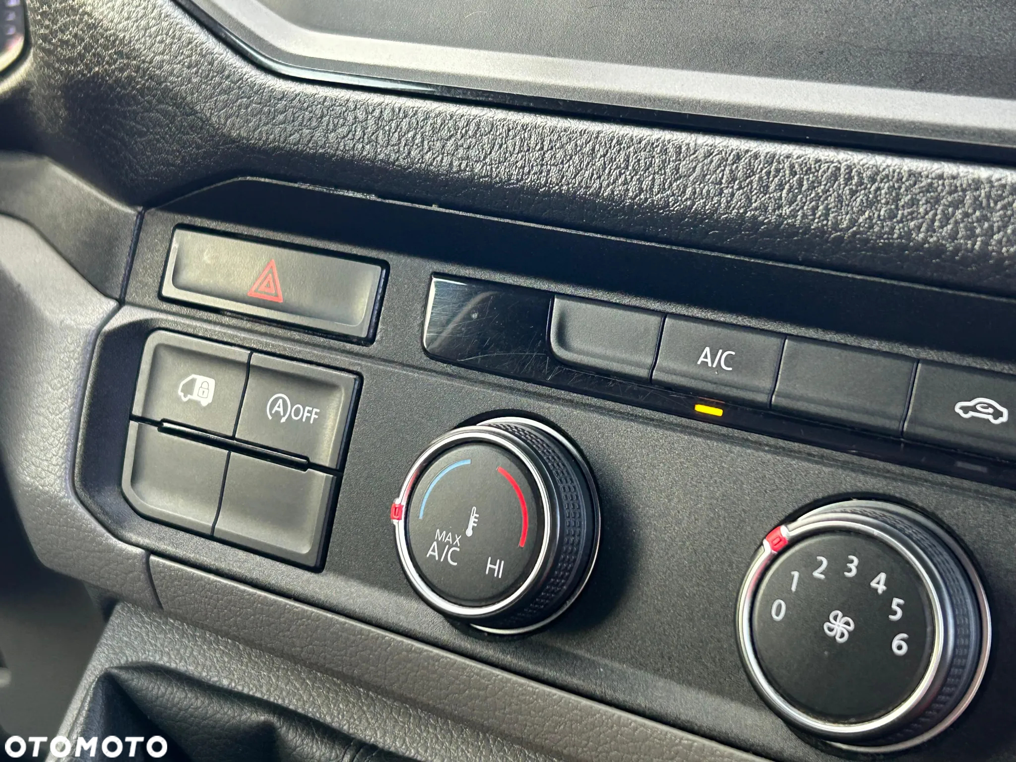 Volkswagen Crafter - 24