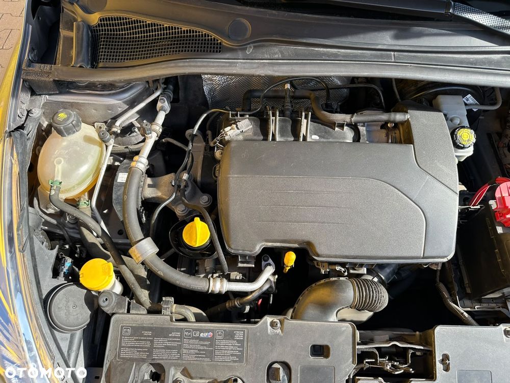 Renault 4 - 8
