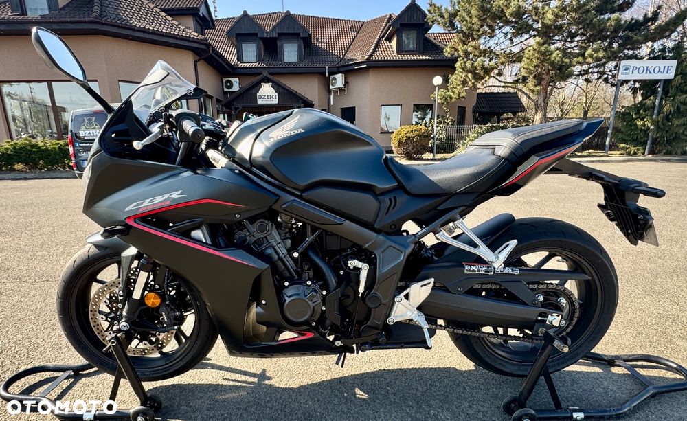 Honda CBR - 11