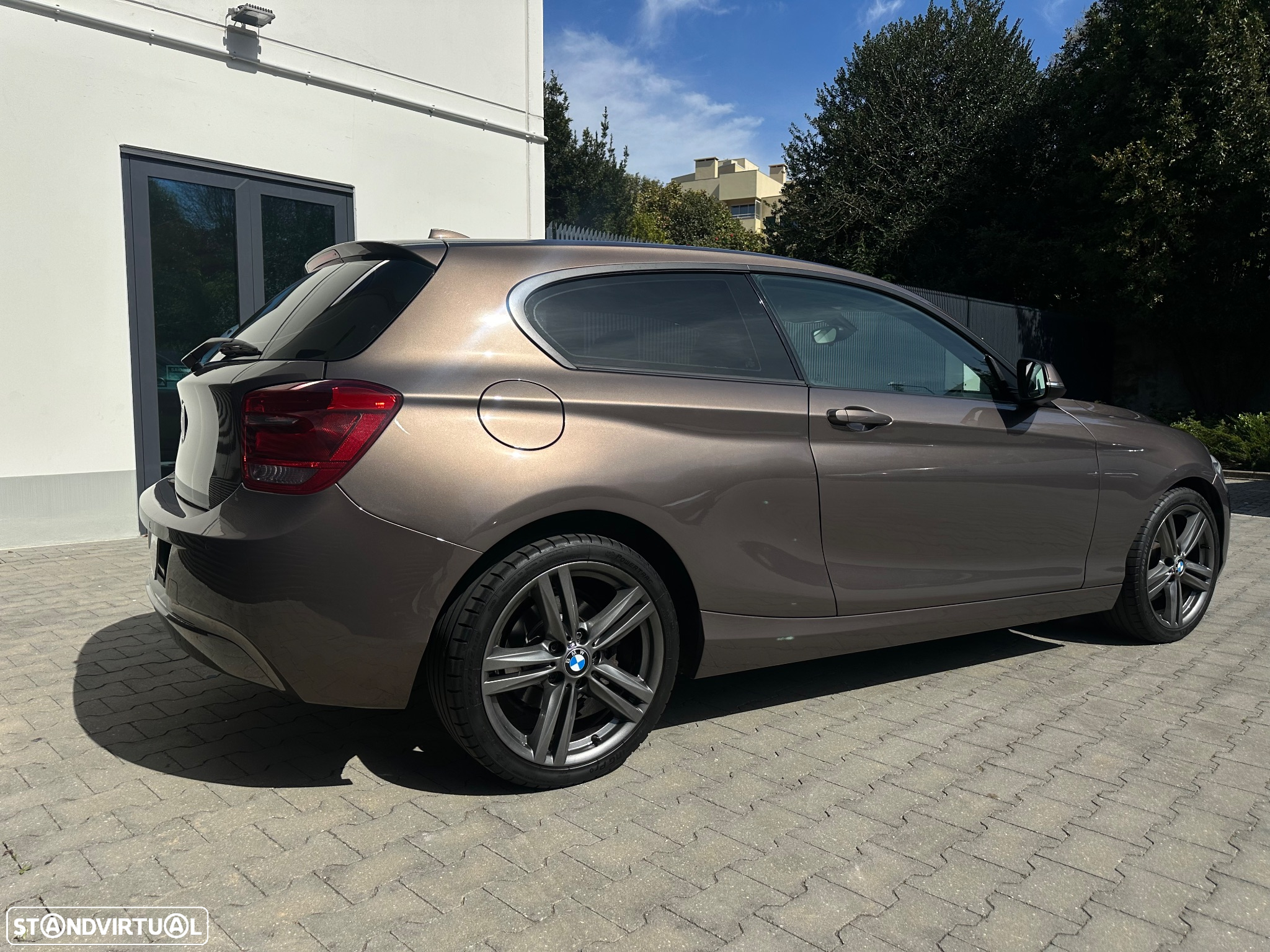 BMW 116 i Aut. Urban Line - 7