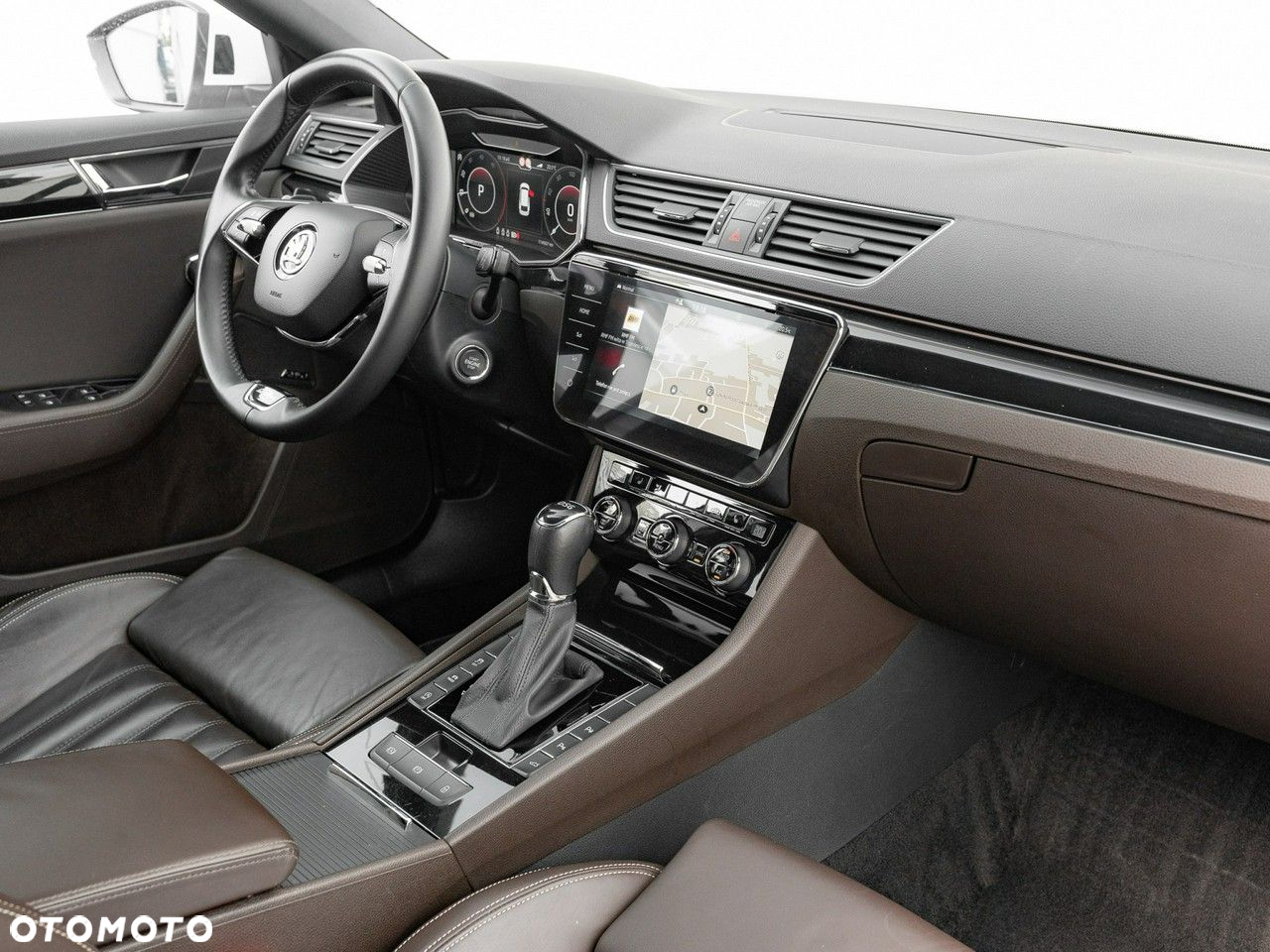 Skoda Superb 2.0 TDI SCR L&K DSG - 35
