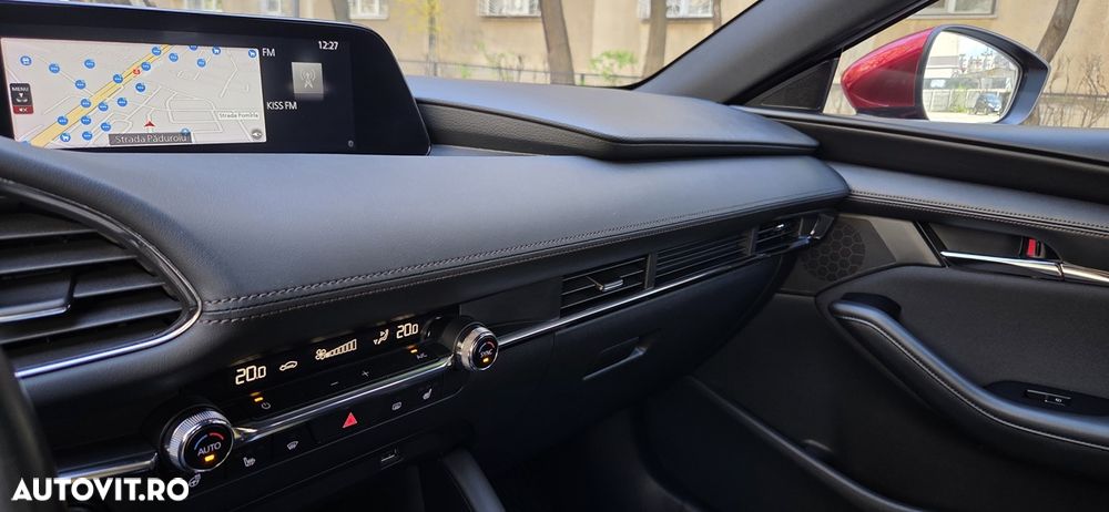 Mazda 3 e-Skyactiv G122 AT MHEV Plus - 27