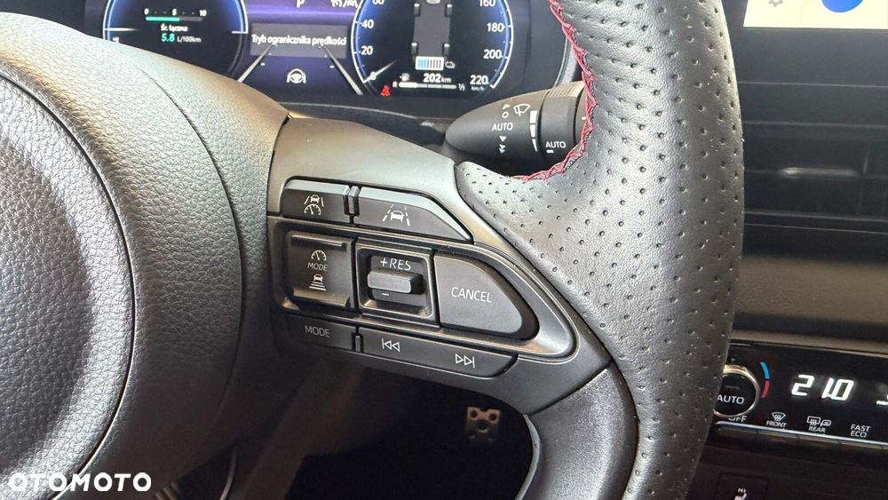 Toyota Yaris - 20
