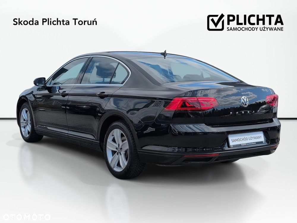 Volkswagen Passat 2.0 TSI Business DSG - 8