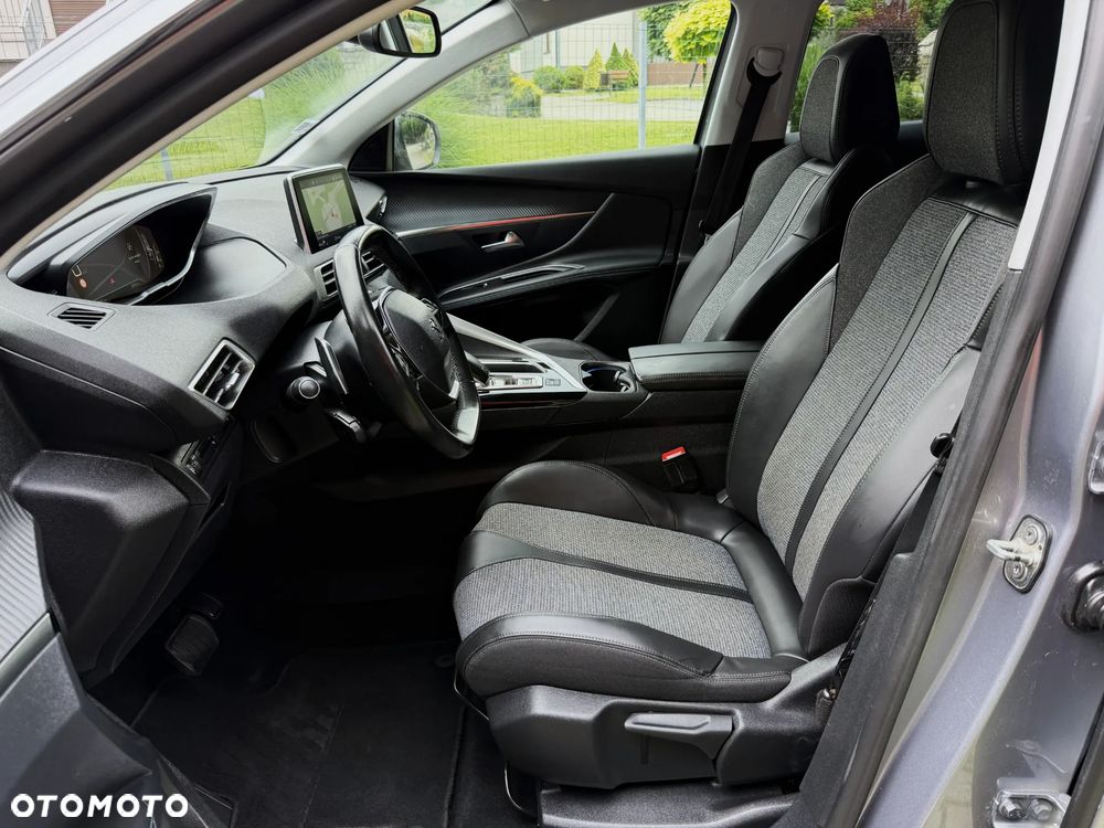 Peugeot 3008 PureTech 130 Stop & Start GPF EAT8 Allure - 11