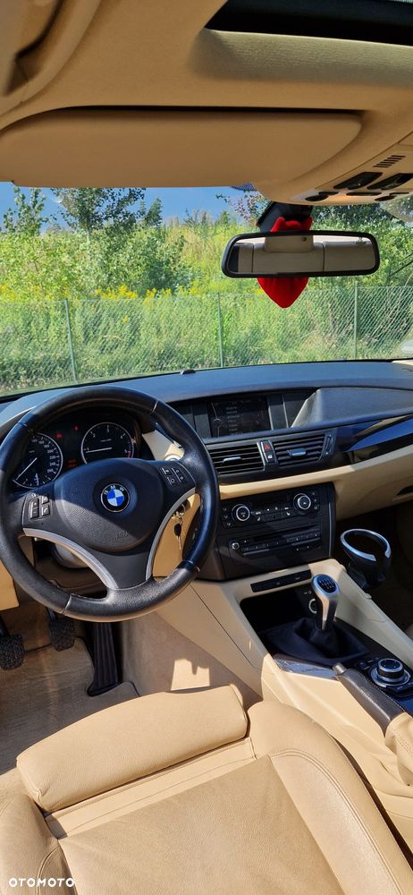BMW X1 sDrive20d - 17