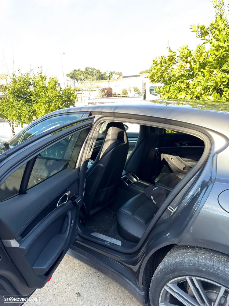 Porsche Panamera S Hybrid J19 - 5