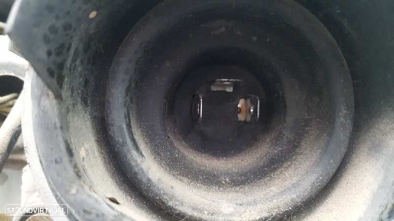 FAROL DIREITO MITSUBISHI GALANT IV 1989 - 3