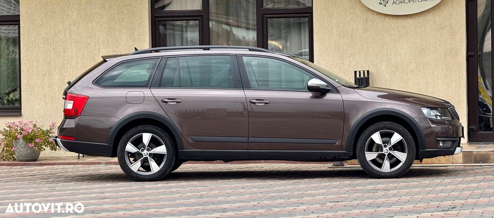 Skoda Octavia 2.0 TDI (Green tec) 4x4 DSG Scout - 4